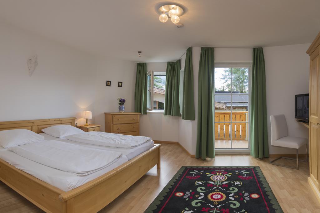 Haus Elisengrund Am Geigenbuehel - Chalet Prive ゼーフェルト・イン・チロル エクステリア 写真